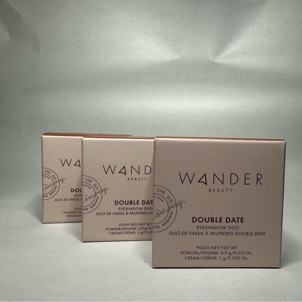 Wander Beauty Double Date Eyeshadow Duo - First Kiss and ILYSM